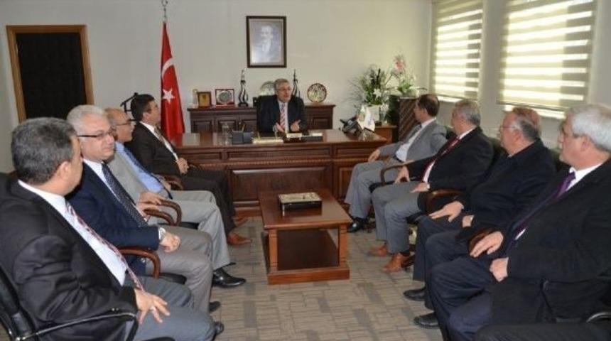 Kurum M&uuml;d&uuml;rlerinden Esenlik Şirketi Genel M&uuml;d&uuml;r&uuml; Hulisi Boyraz&rsquo;a Ziyaret