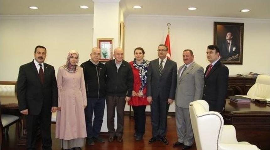 Şairler Ve Sanatkarlar Derneğinden, Valiye Ziyaret