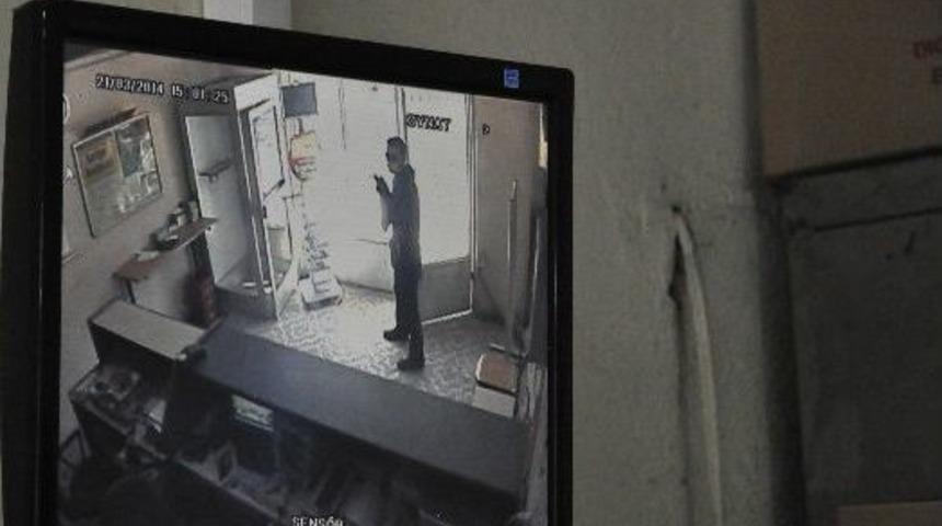 2 Dakikada 14 Bin Liralık Soygun