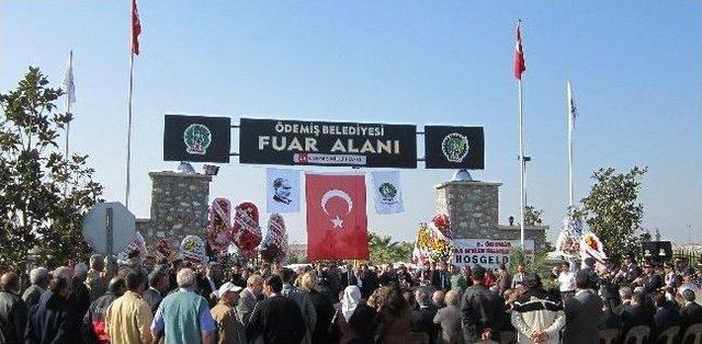 Ödemiş Süs-bir Yönetimi, Fuarı Kasım Ayından Ekim Ayına Aldı