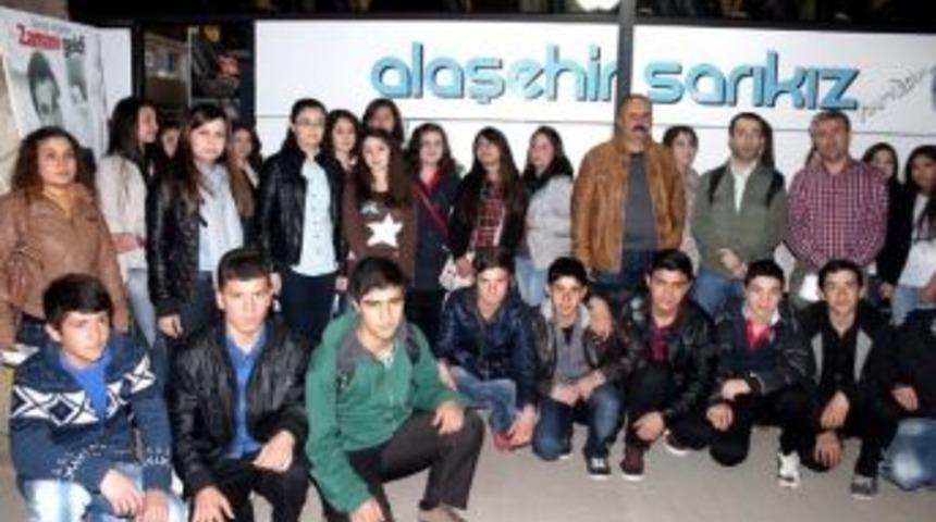 Sarıg&ouml;l&rsquo;den 47 Başarlı &Ouml;ğrenci, &Ccedil;anakkale Şehitliği&rsquo;ne G&ouml;nderildi