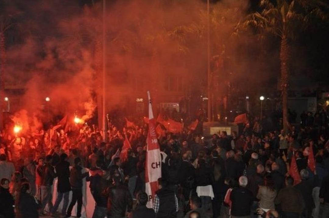 Chp Dikili&rsquo;de Bayram Havasında Miting