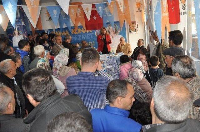 Ak Parti Konak Belediye Başkan Adayı İlknur Denizli: