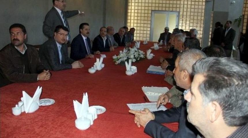 Bakan Faruk &Ccedil;elik&rsquo;ten &Ccedil;ift&ccedil;iye &Ccedil;ifte M&uuml;jde