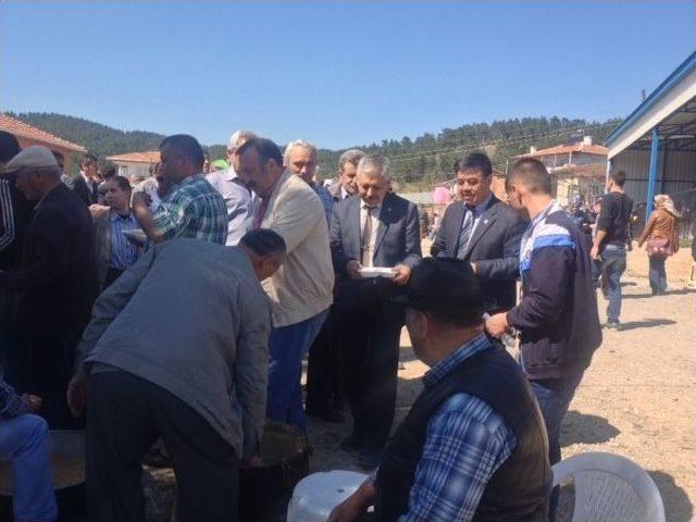 Yenice’de Şehitler İçin Köy Hayrı Düzenlendi