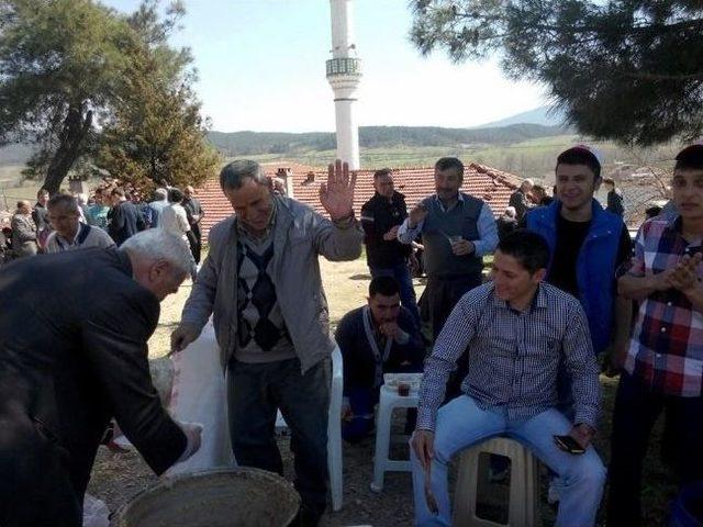 Yenice’de Şehitler İçin Köy Hayrı Düzenlendi