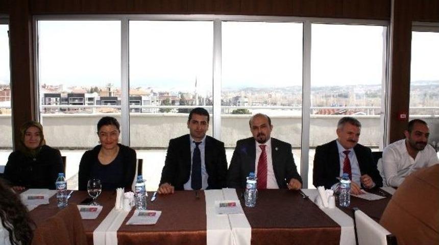 Gediz Sağlık Hizmetleri Meslek Y&uuml;ksekokulu Kahvaltıda Buluştu