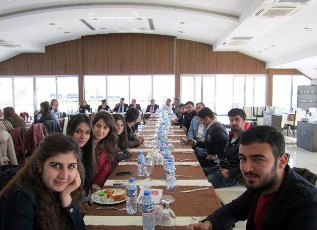 Gediz Sağlık Hizmetleri Meslek Y&uuml;ksekokulu Kahvaltıda Buluştu 2