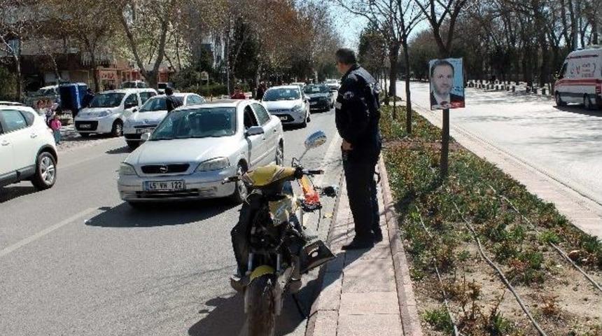 Konya&rsquo;da Motosiklet Kazası: 2 Yaralı