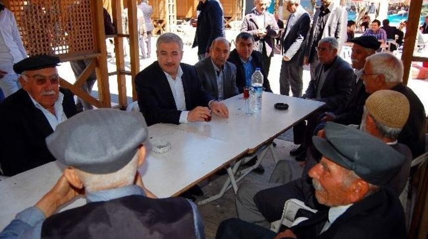 Milletvekili Yetiş, Yaşlılarla G&uuml;ndemi Konuştu