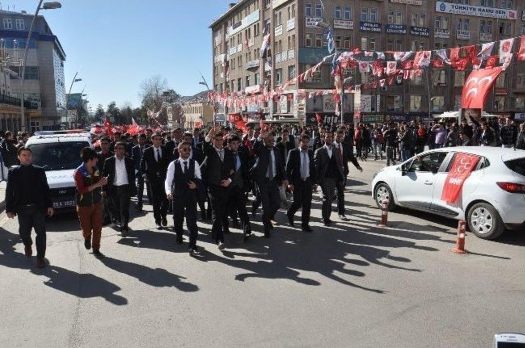 Erzurum'da Mhp Mitingi Sonrası Y&uuml;r&uuml;y&uuml;ş