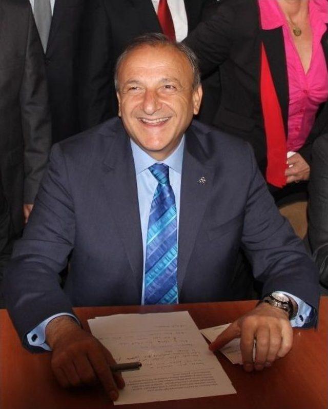 Vural &Ccedil;anakkale&rsquo;de 3