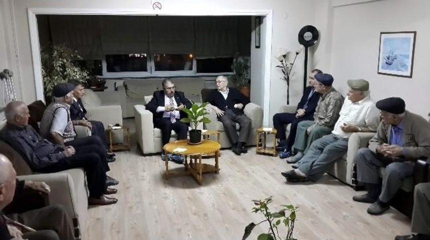 Vali &Ccedil;ınar'dan Huzurevine Ziyaret