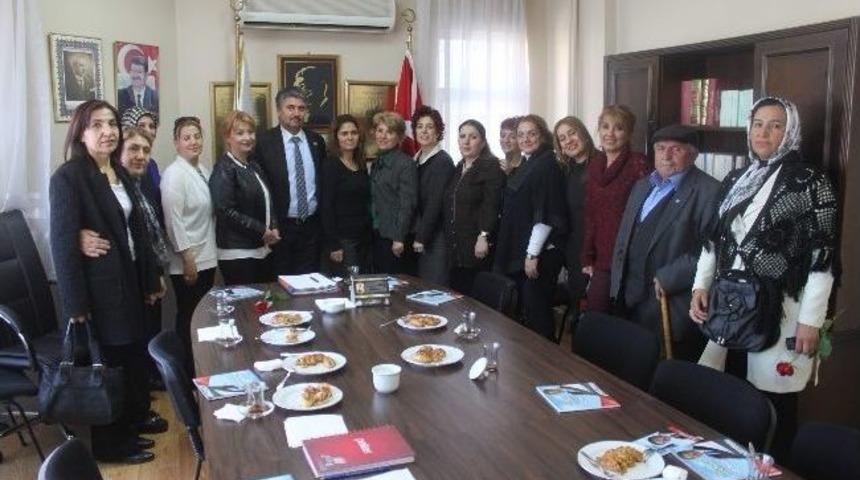 Porgalı, Se&ccedil;im Ziyaretlerini S&uuml;rd&uuml;r&uuml;yor