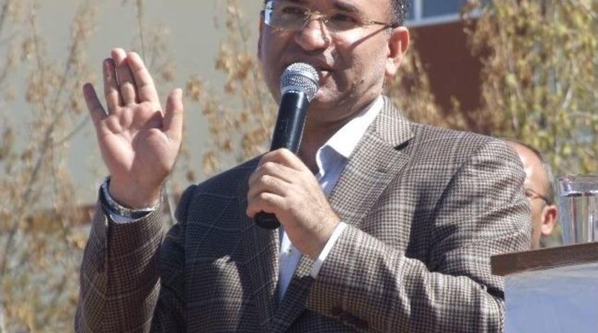 Adalet Bakanı Bekir Bozdağ: