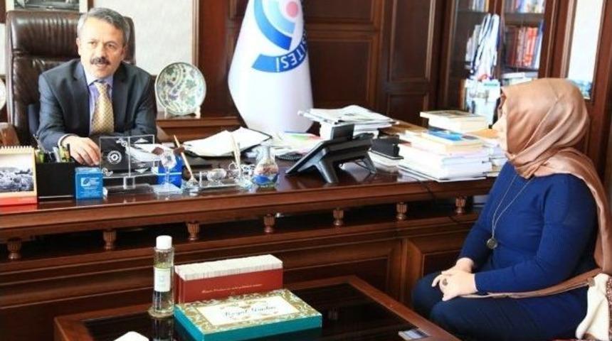 As&uuml; &Ouml;ğrencilerinden Yardım Kampanyası