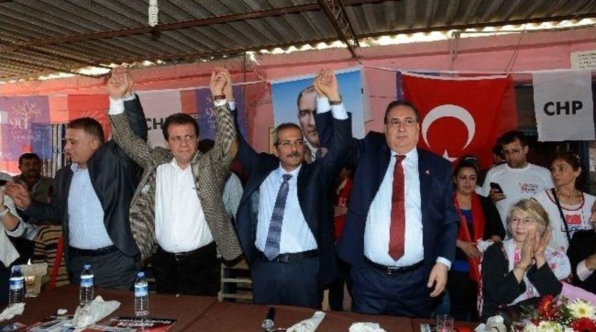 Başkan &Ouml;zcan Se&ccedil;im &Ccedil;alışmalarını S&uuml;rd&uuml;r&uuml;yor