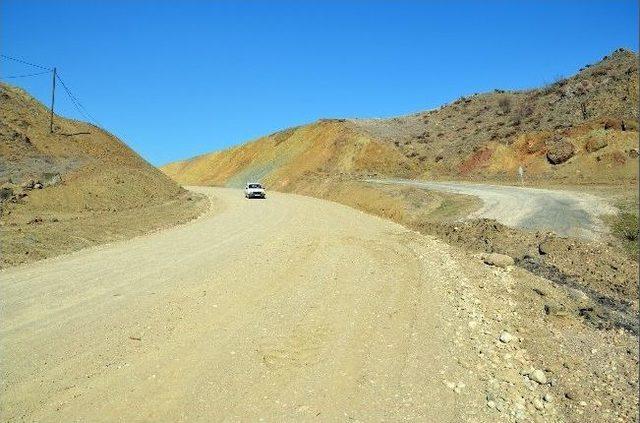 Osmancık-dodurga Yolunda Çalışmalar Devam Ediyor