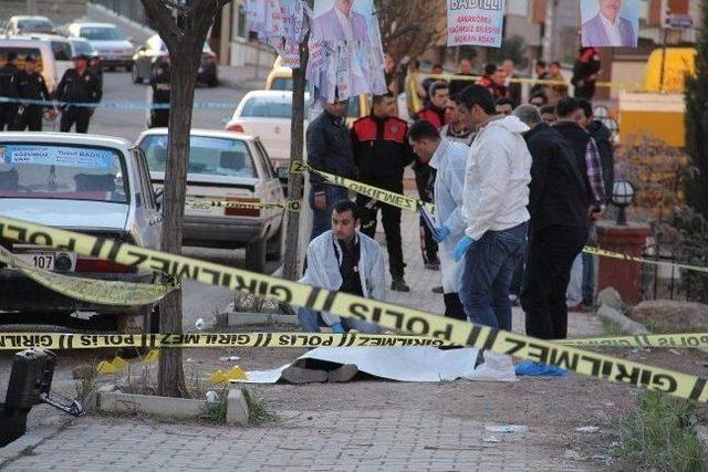 Miting Alanında Silahlı Kavga: 1 Ölü, 3 Yaralı