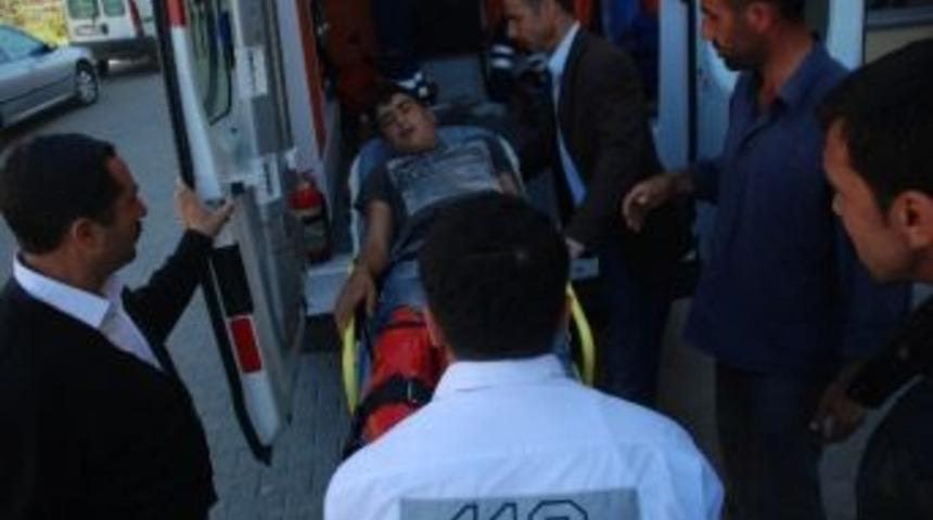 Attan Düşen Şahıs Yaralandı