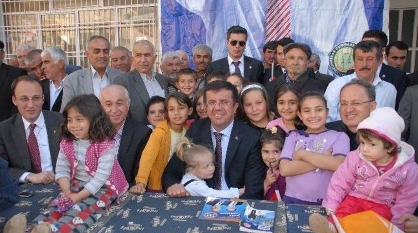 Bakan Zeybekci Doğduğu Beldeyi Ziyaret Etti