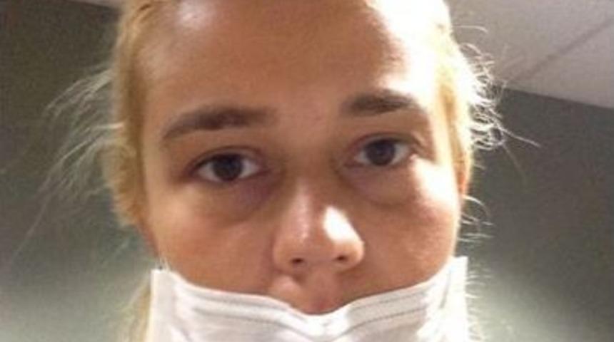 Bakan M&uuml;ezzinoğlu, Gardner Sendromu Sebebiyle Tedavi G&ouml;ren Refiye&rsquo;yi Ziyaret Etti