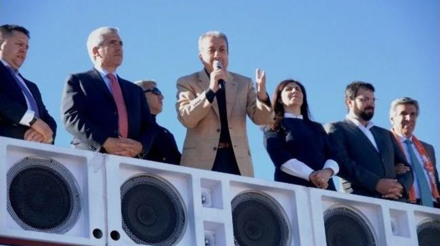 Bakan Eker&rsquo;den Et Ve S&uuml;t Besicilerine M&uuml;jde