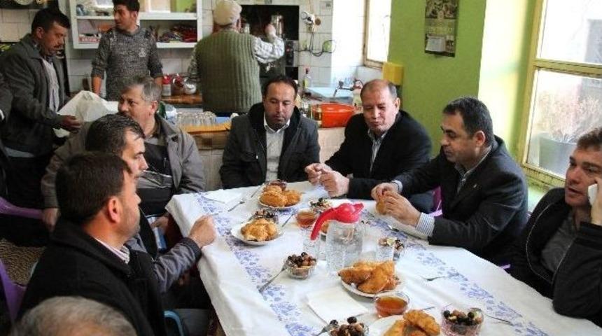 &ldquo;başın D&uuml;şerse Dara İzmir&rsquo;de Binali&rsquo;yi Bayındır&rsquo;da Kertiş&rsquo;i Ara&rdquo;