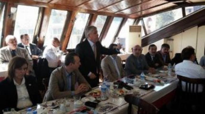 Chp Yıldırım Belediye Başkan Adayı Ramazan Altın&ouml;z, Projelerini Tanıttı