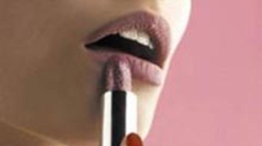 G&uuml;zel Dudakların Sırrı