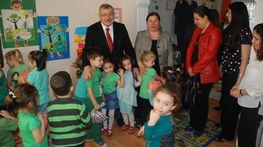 G&uuml;lşen&rsquo;den Anaokuluna Ziyaret