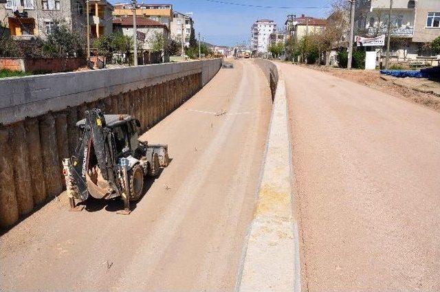 Darıca Okul Caddesi Tüneli Şekillendi