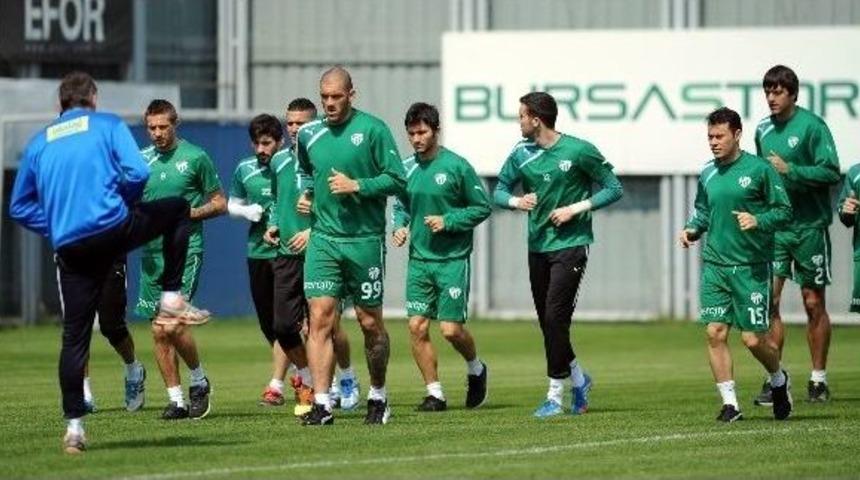 Bursaspor, Galatasaray Ma&ccedil;ının Hazırlıklarına Başladı