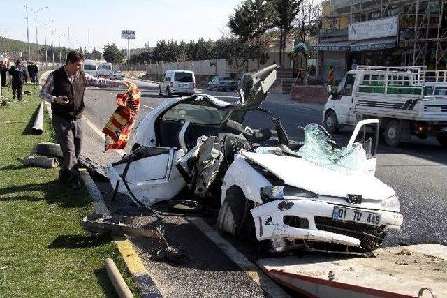 Gaziantep’te Trafik Kazası: 1 Ölü, 3 Yaralı