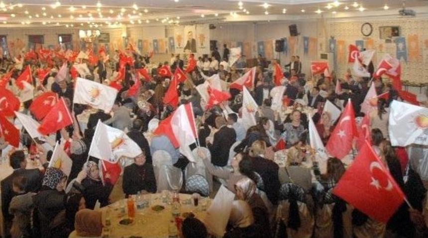 Balıkesir'de Mhp'den 420 Kişi Ak Parti'ye Katıldı