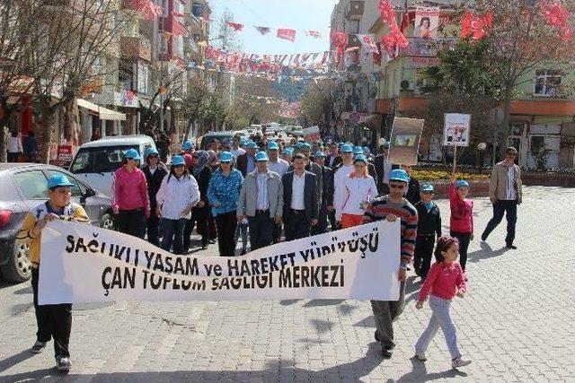 Halk Sağlığı Hekimliği, Sağlıklı Yaşama Dikkat Çekmek İçin Yürüdü