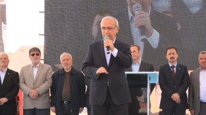 Bakan Elvan Karaman'da Se&ccedil;im &Ccedil;alışmalarına Devam Ediyor