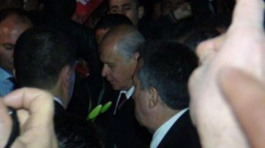 MHP Lideri Bah&ccedil;eli Kağızman&rsquo;da