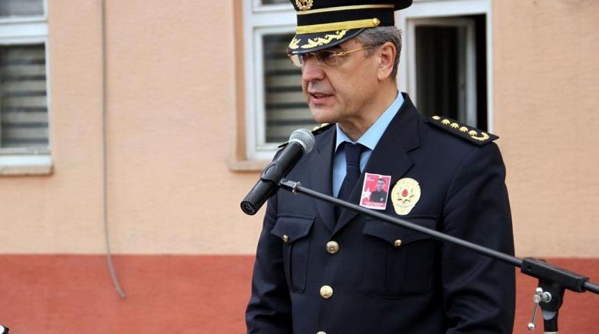 G&ouml;revinden Istifa Eden Yılmaz'a Veda Yemeği