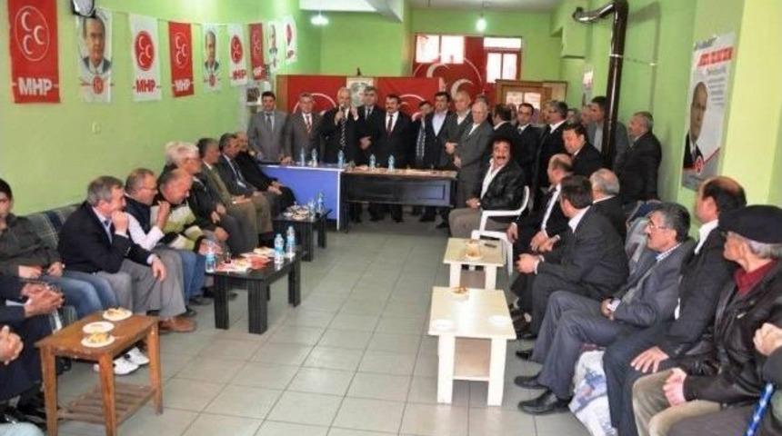 Başesgioğlu'dan Azadavay Adayına Destek