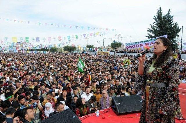 Hdp Eşgenel Başkanı Tuncel'den Chp'ye Cemaat Eleştirisi