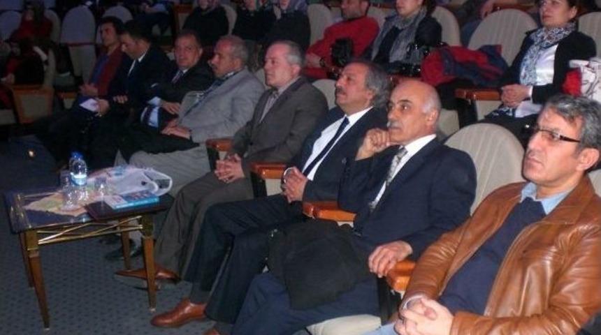 Tyb Erzurum Şubesin&rsquo;nce D&uuml;zenlenen &ldquo;bir Başka A&ccedil;ıdan &Ccedil;anakkale&rdquo; Panelinde İzleyiciler Ağladı