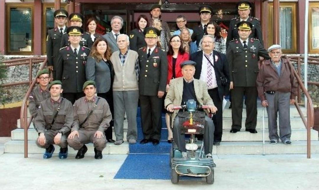 Aydın&rsquo;da Jandarma Yaşlıları Unutmadı