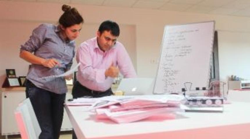 Lokomotif Yine Yolda