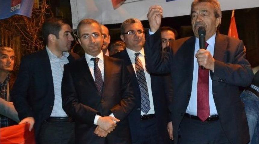 Milletvekili Gen&ccedil;, Malatya'da Se&ccedil;im &Ccedil;alışmalarına Katıldı