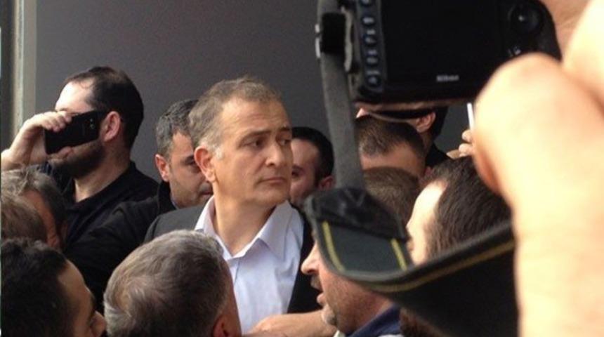 Ekrem Dumanlı gözaltına alındı