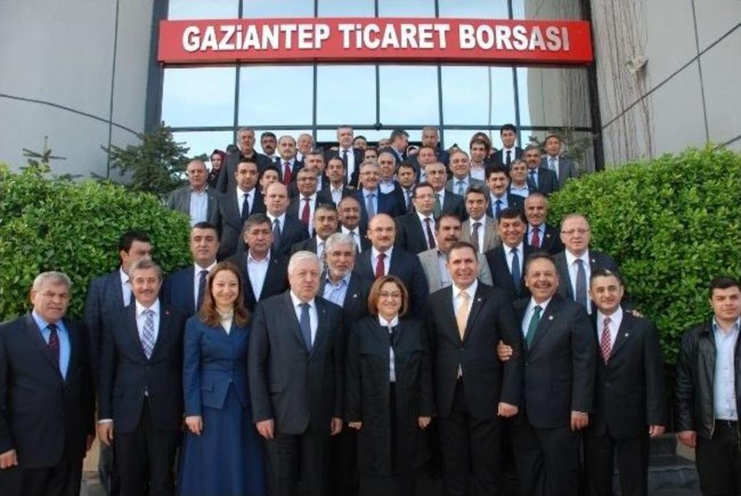 Ak Parti, Gaziantep Ticaret Borsası&rsquo;na &Ccedil;ıkarma Yaptı
