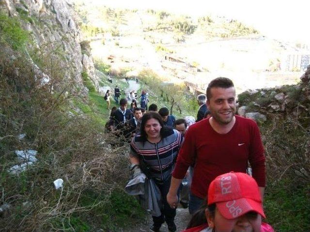 Tokat Kalesi Gönüllü Turizm Elçilerini Ağırladı