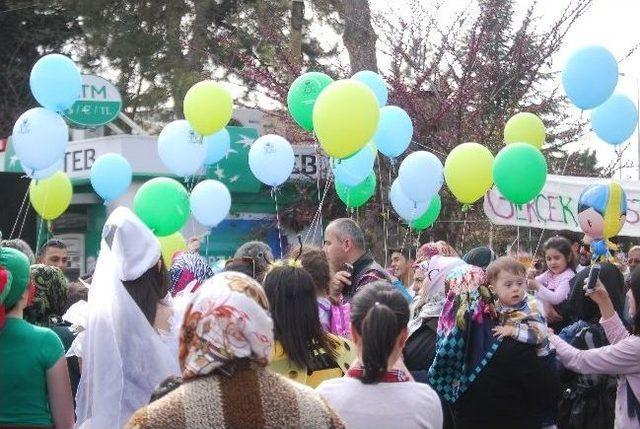 Balonlar Farkındalık İçin