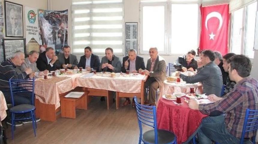 Bektaş, Gazetecilerle Kahvaltıda Buluştu